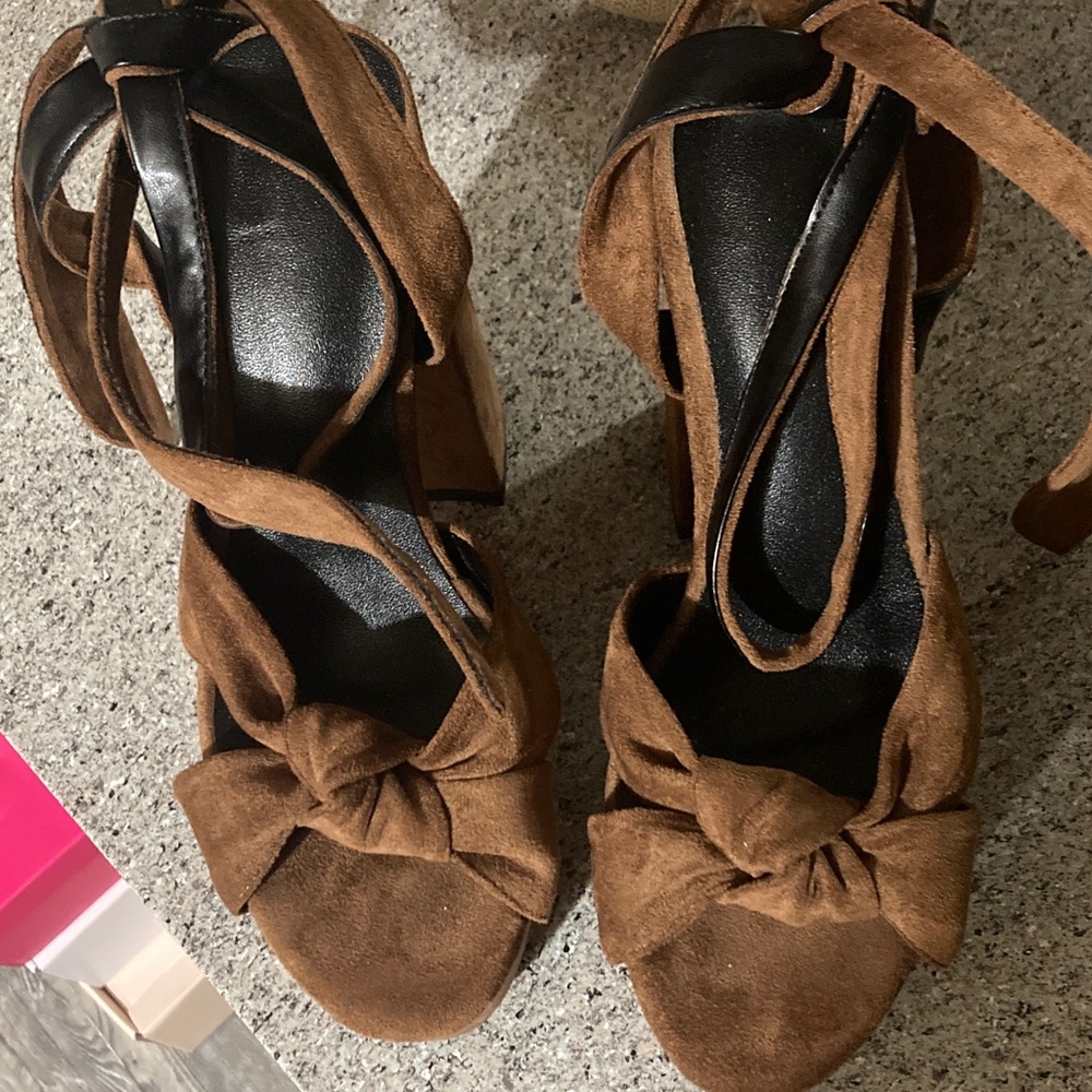 Elegant Brown Platform Heels